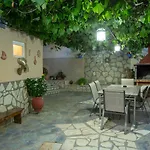 Kerasoula